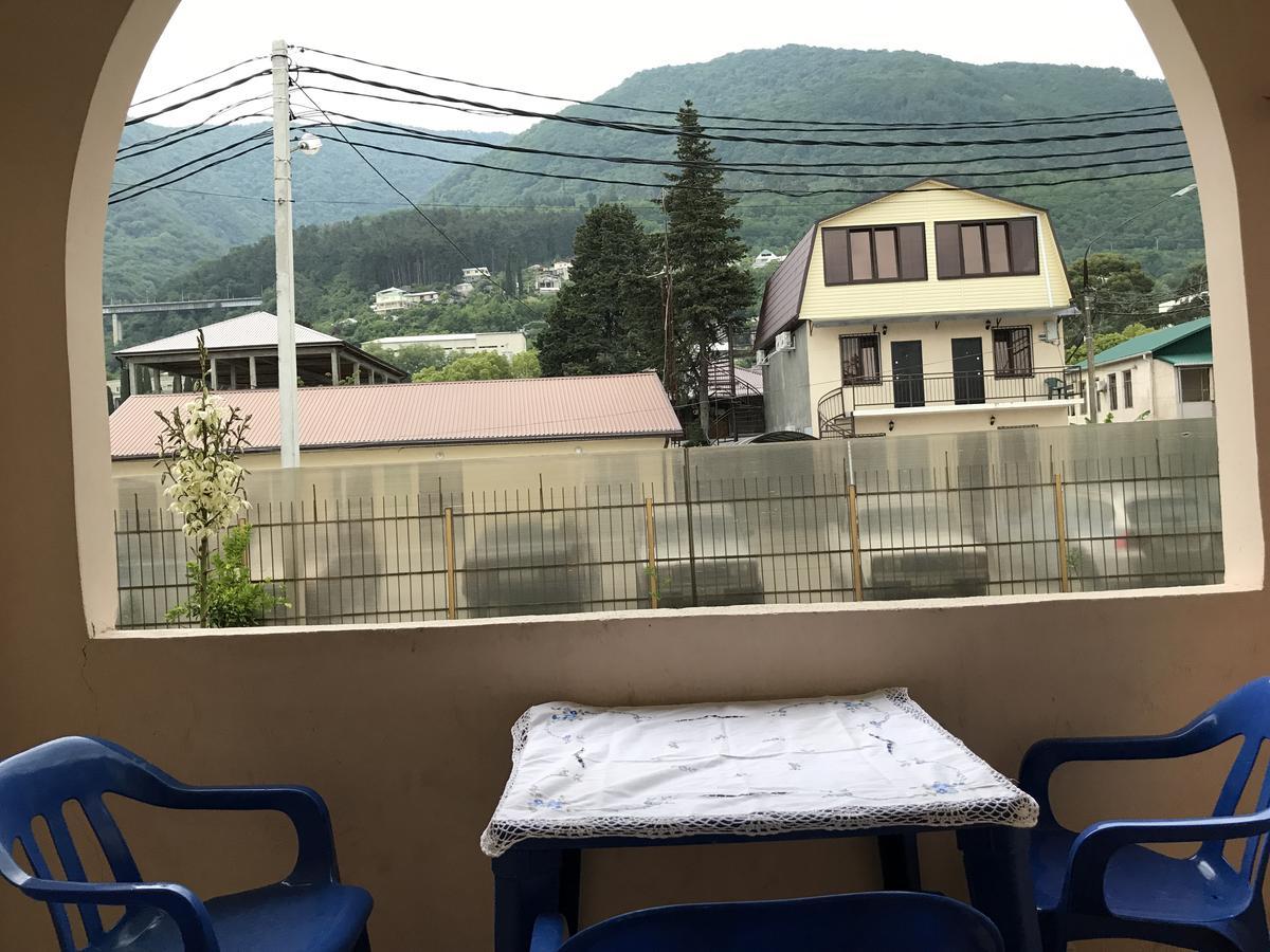 Davel Hotel Гагра Екстериор снимка